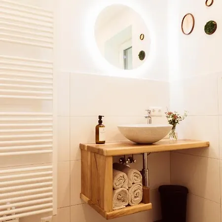 Bachbett - Modernes Gaestehaus Im Salzkammergut * Bad Ischl