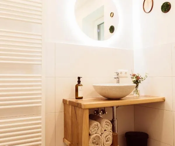 Bachbett - Modernes Gaestehaus Im Salzkammergut * Bad Ischl